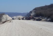 През месец април стартира строителството на две нови отсечки от АМ „Хемус“