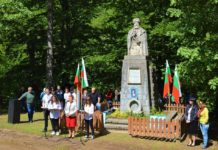 В Черни Вит отбелязаха 143 години от Априлското въстание и подвига на дядо Нейо Крачунов