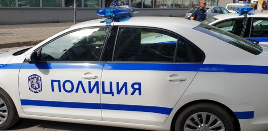 Момчета на 14 и 15 години откраднали два велосипеда