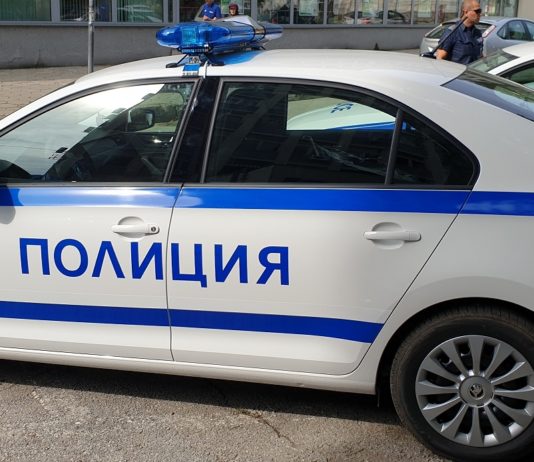 Момчета на 14 и 15 години откраднали два велосипеда