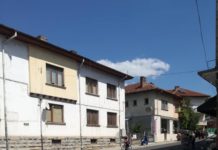 Започват да поставят маркировка на пътното платно на ул. „Иван Вазов“