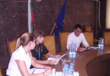 Заседава Областната комисия по безопасност на движението, активизира се кампанията „Да освободим тротоарите за пешеходци“