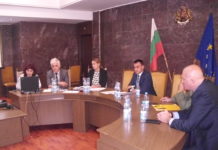 Заседава Областно координационно звено за обхващане и задържане на деца и ученици в училище