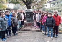 Изложбата на деца от ЦГ „Васил Левски“ украси фоайето на Община Тетевен