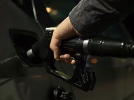 България е първа в ЕС по поскъпване на горивата: Цените скочиха с над 42% за година