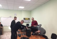 IT бизнесът преподава и дарява…