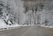 АПИ: Шофьорите да тръгват с автомобили, подготвени за зимни условия. В петък ще има валежи от дъжд и сняг