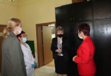 Кметът на Тетевен провери дали са изпълнени необходимите мерки за работа с деца в детските заведения