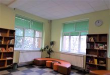 Дариха книги за училищния кът за четене на СУ „Георги Бенковски“ – гр. Тетевен