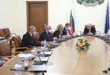 Предложиха противоепидемичните мерки да продължат да действат до 31 януари 2021 г.