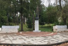 Община Тетевен и Агенция „Пътна инфраструктура“ подписаха споразумение за ремонт на пътя към паметника на Георги Бенковски в м. „Костина“