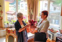 Д-р Мадлена Бояджиева поздрави Мария Милева по случай 85-ия й рожден ден