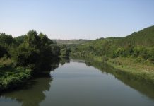 Областният управител разпореди проверка на проводимостта на речните легла и състоянието на защитните диги