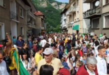 Тетевен отбеляза 24 май с традиционно шествие и празничен концерт