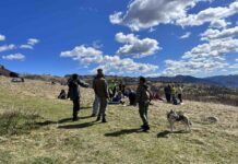 Тетевенци посрещнаха първа пролет в м. „Боева могила“