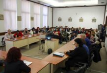 Бяха представени добри практики в обхващането и задържането на децата и учениците в задължителна предучилищна и училищна възраст