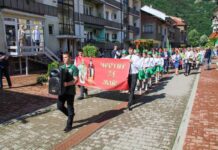 Стотици възпитаници на училища и детски градини се включиха в празничното шествие по случай 24 май в Тетевен