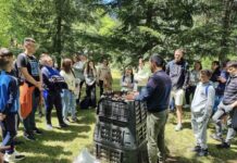 Ученици от трите училища в Тетевен се запознаха с метода на компостиране на отпадъци