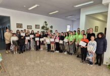 Кметът на Тетевен награди участниците в изложбата „Традициите в моите ръце“