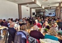 Пенсионерските клубове от Тетевен и кв. Полатен отбелязаха предстоящите коледно-новогодишни празници с тържество