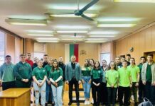 Магистрат и ученици дискутираха в Районен съд – Тетевен защитата на децата от домашно насилие и в онлайн среда