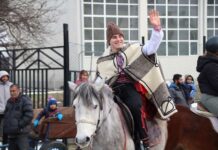 В Тетевен се състоя традиционното конно шествие по случай Ивановден