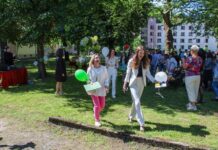 Средните училища в Тетевен изпратиха абитуриентите от випуск 2025