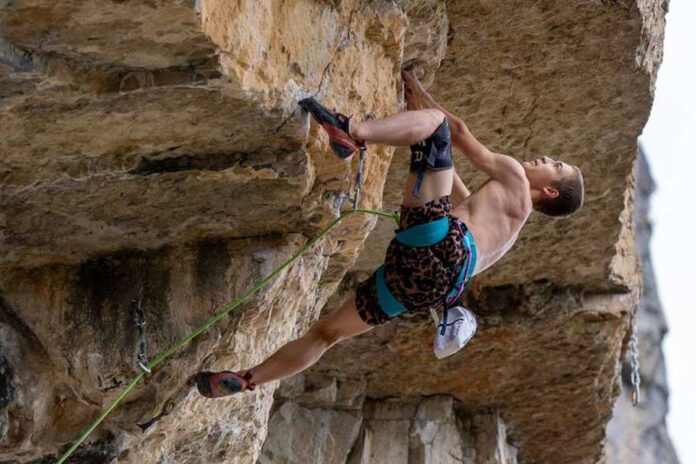 катерач, скали