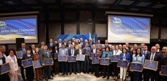 Община Тетевен получи специална награда по повод 30-годишния юбилей на НСОРБ