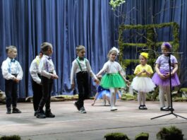 Децата на Тетевен изнесоха концерт по случай настъпващата пролет