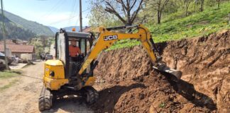 Започна ремонтът на улица „Цар Самуил“ в село Градежница