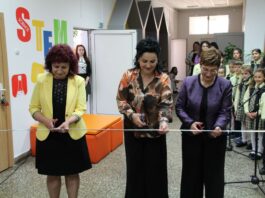 Откриха нови STEM кабинети в НУ „Хаджи Генчо“ – град Тетевен