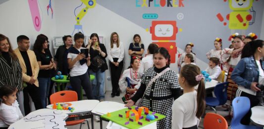 Училището в село Градежница с нови STEM кабинети
