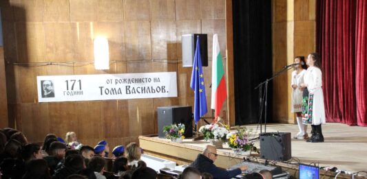 Тържествено бяха отбелязани 171 години от рождението на активния обществен деец и крупен дарител Тома Васильов